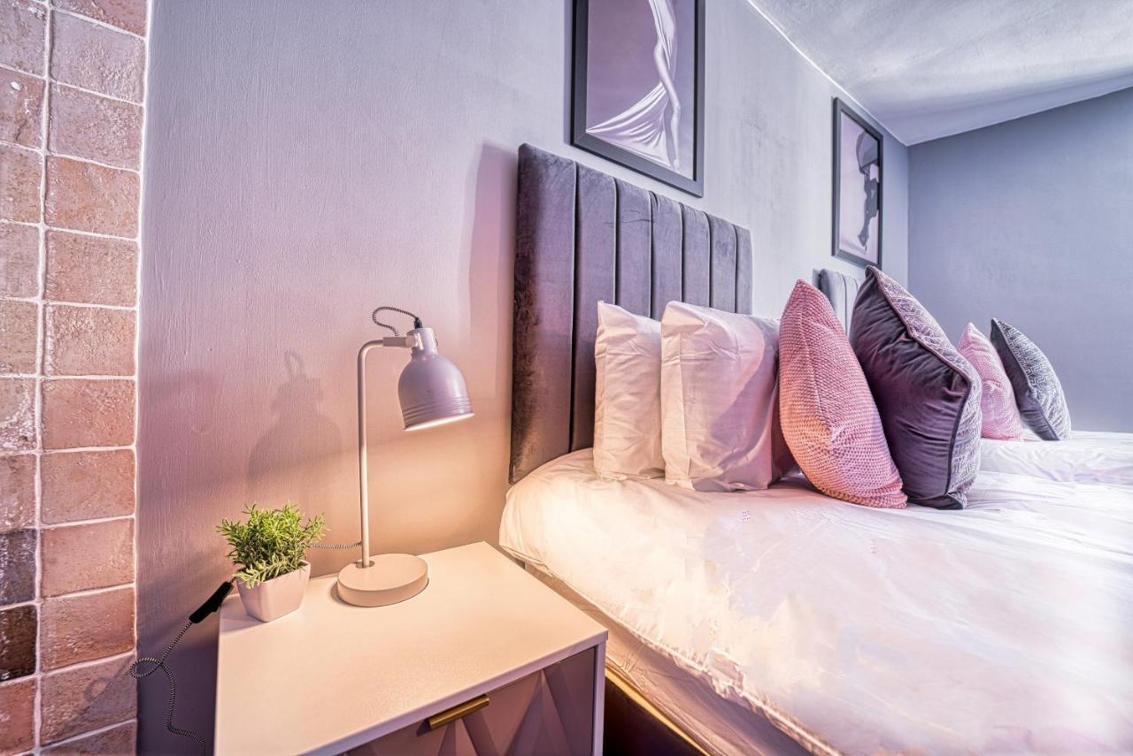 The Stylish Gem Of Bath - Football Table - Sleeps 10 Εξωτερικό φωτογραφία